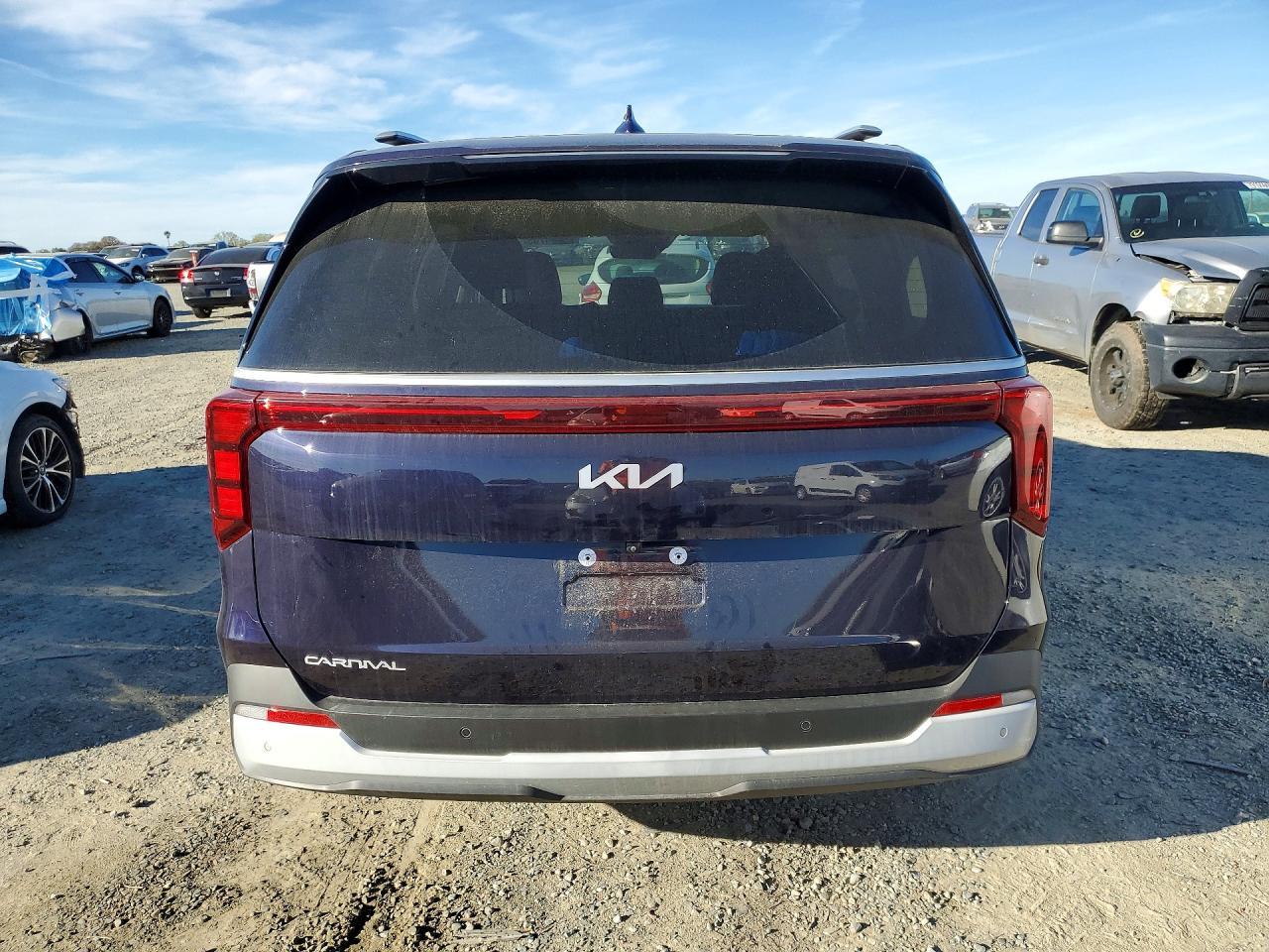 2025 Kia Carnival Ex - Фото 6