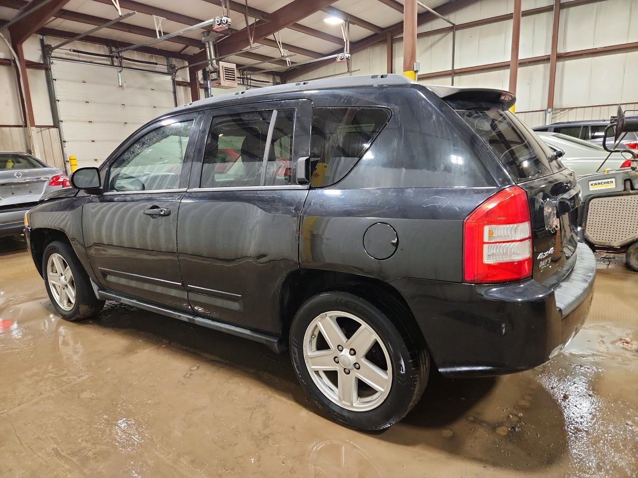 2010 Jeep Compass Sport - Image 2