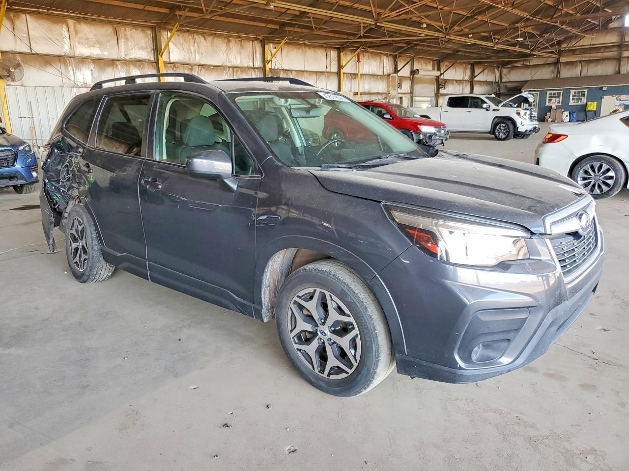 2020 Subaru Forester Premium - Image 4