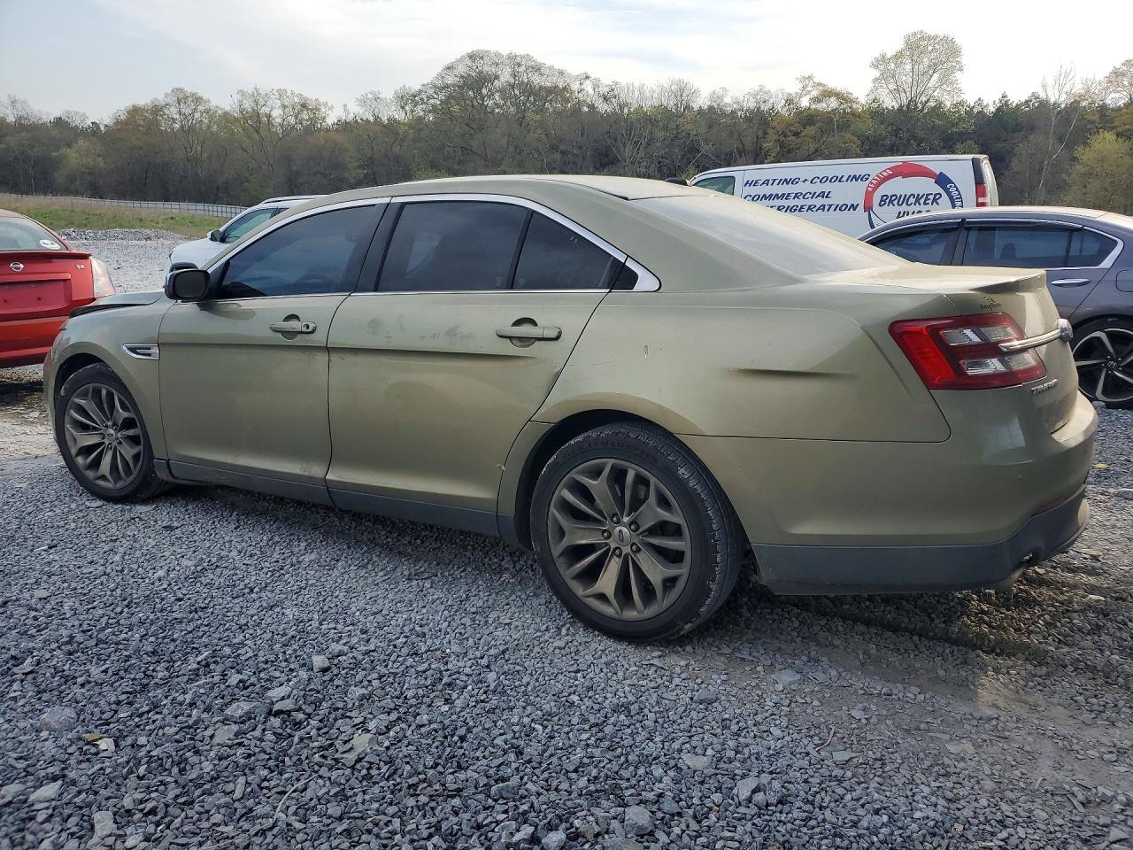 2013 Ford Taurus Limited - Фото 2