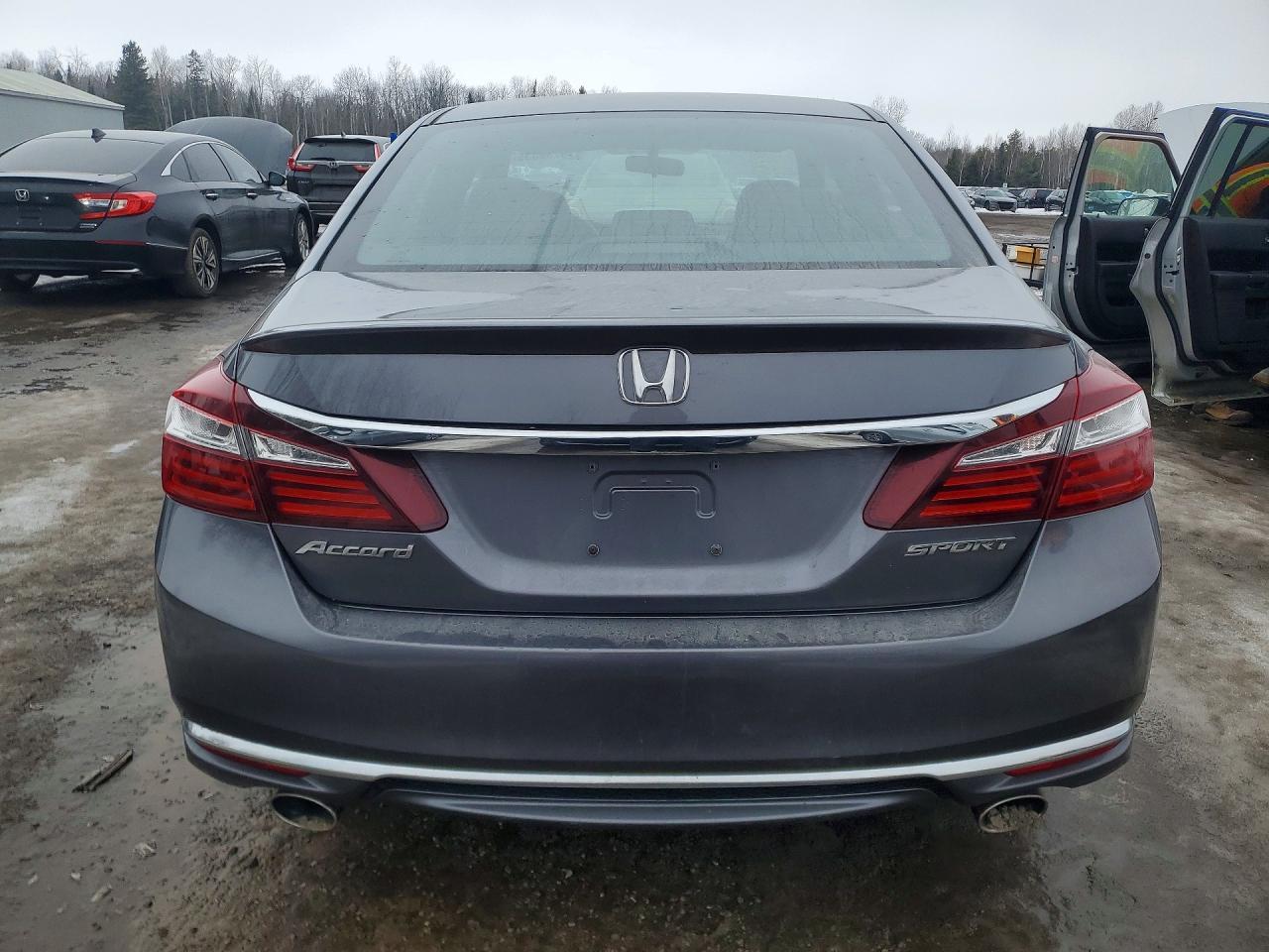 2016 Honda Accord Sport - Image 6