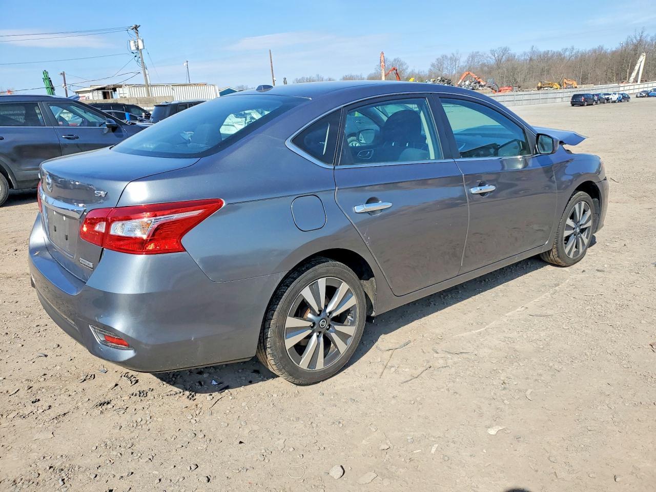 2019 Nissan Sentra Sv - Фото 3