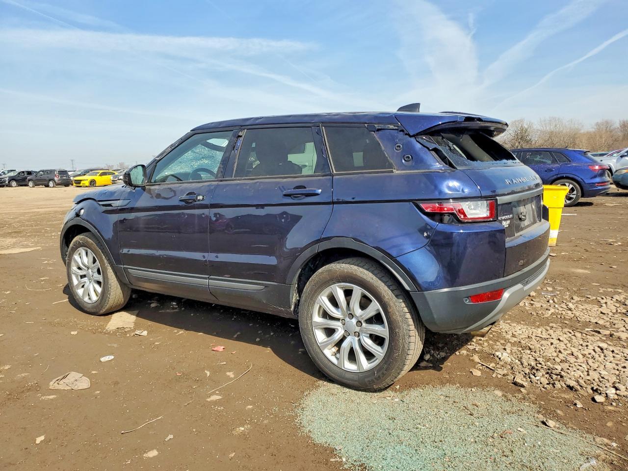 2017 Land Rover Range Rover Evoque Se - Фото 2