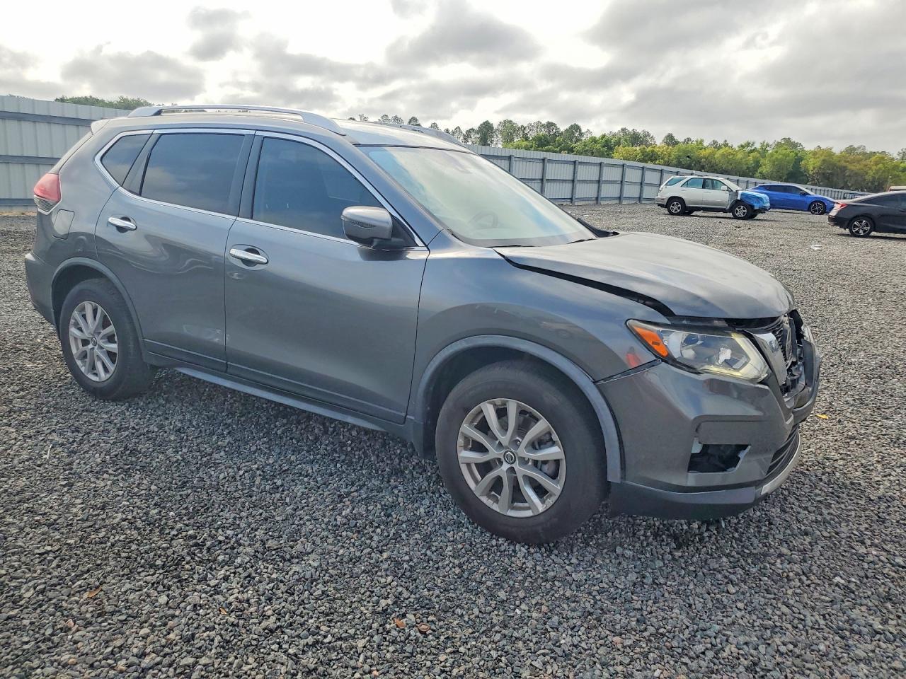2020 Nissan Rogue S - Фото 4