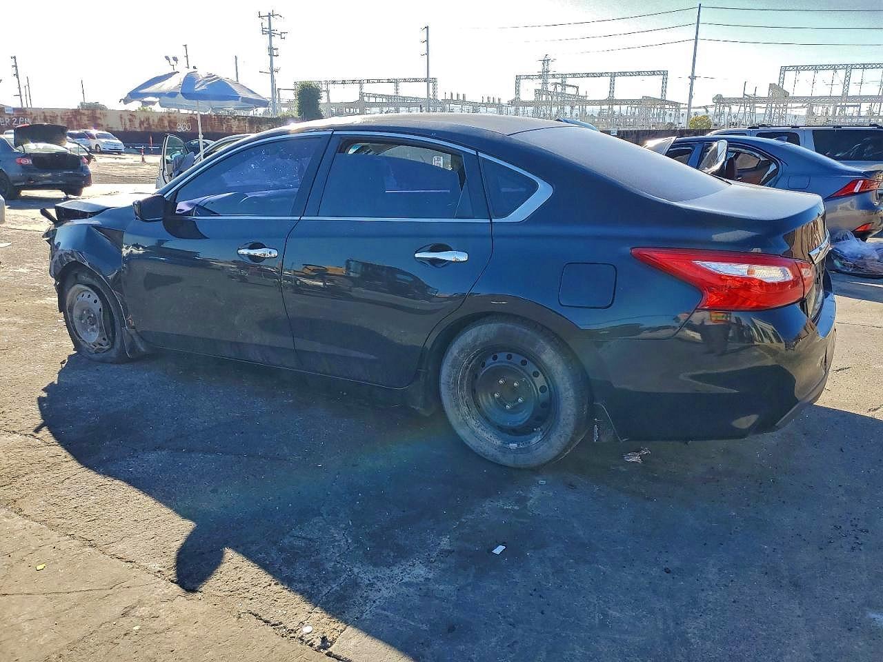 2016 Nissan Altima 2.5 S - Image 2