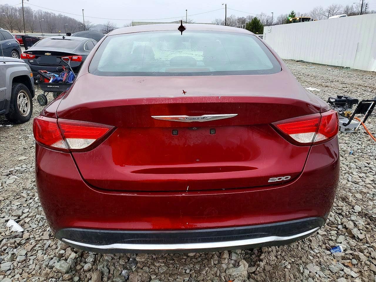 2016 Chrysler 200 Limited - Фото 6