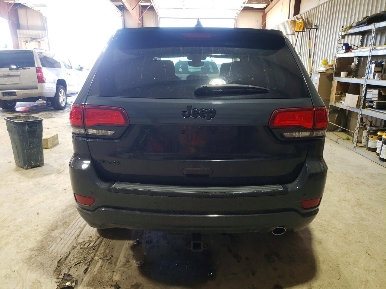 2017 Jeep Grand - Фото 6