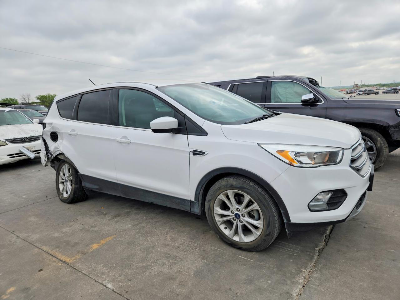 2017 Ford Escape Se - Image 4