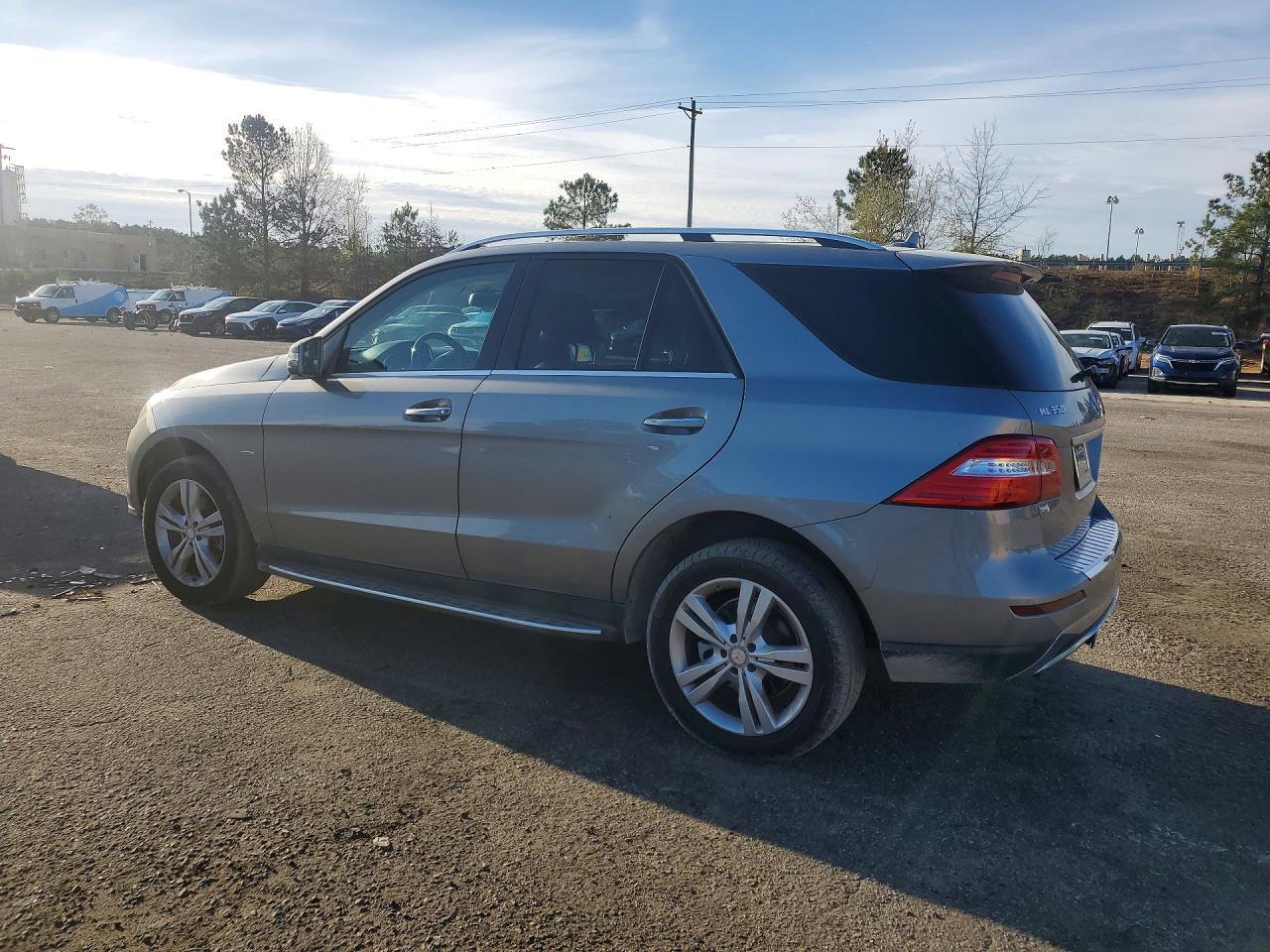 2012 Mercedes-Benz Ml 350 Bluetec - Image 2