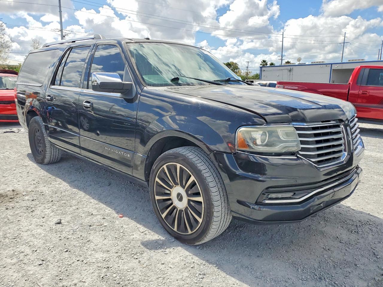 2015 Lincoln Navigator L - Фото 4