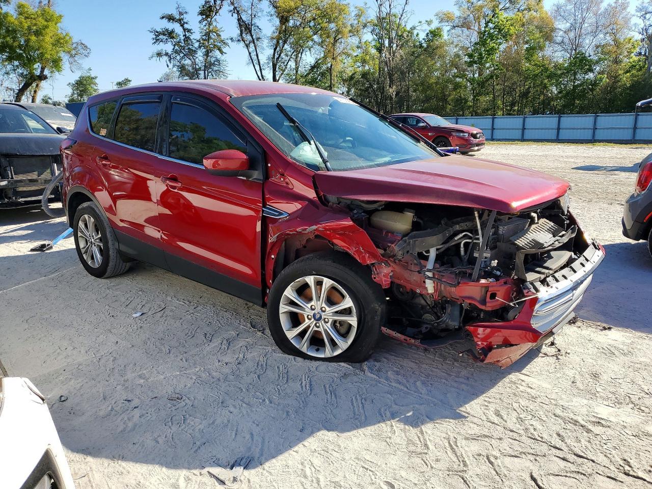 2019 Ford Escape Se - Фото 4