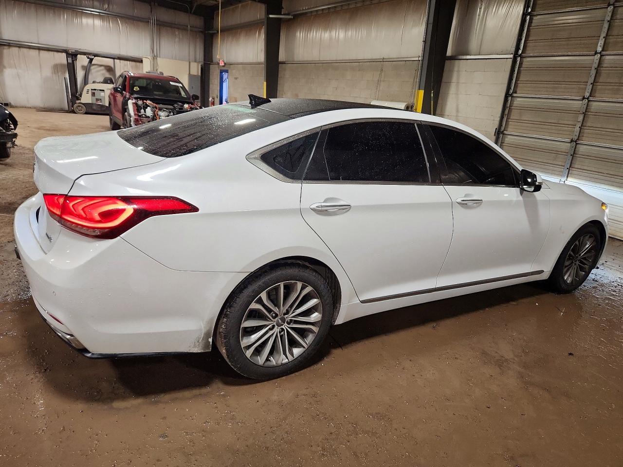2015 Hyundai Genesis 3.8L - Image 3