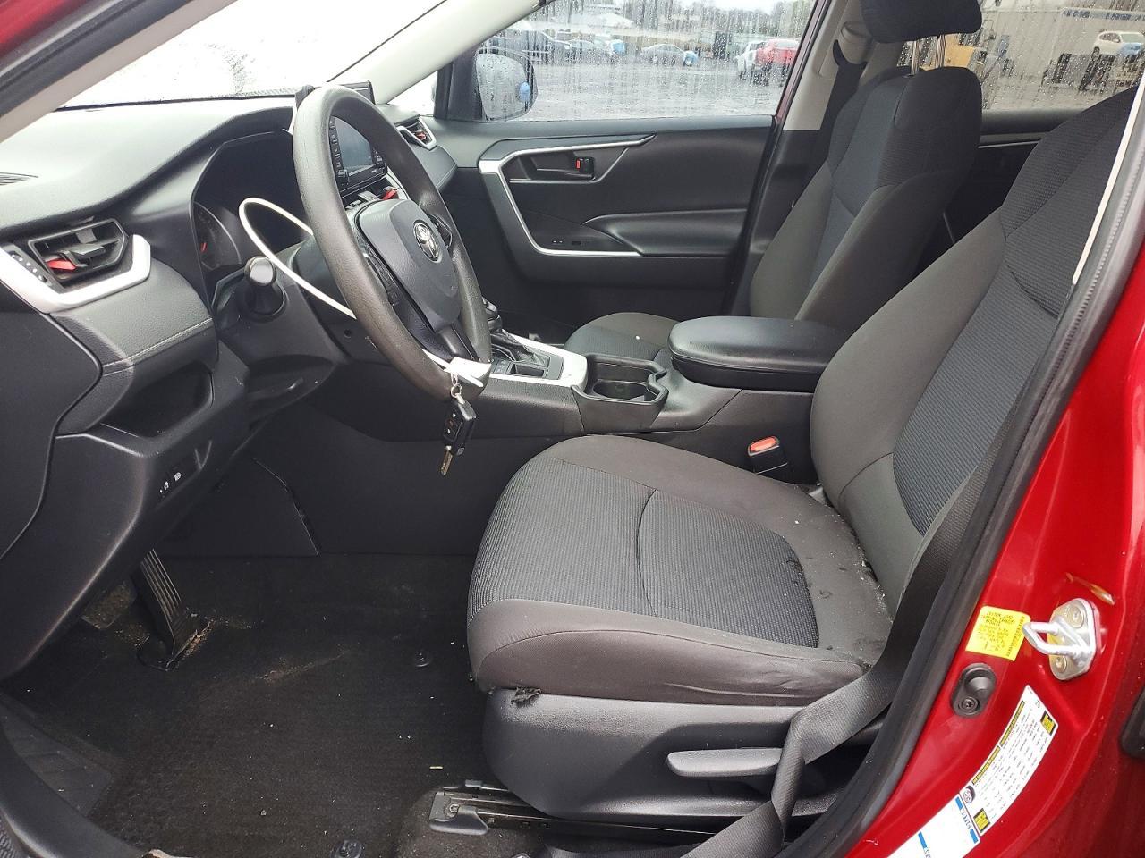 2021 Toyota Rav4 Le - Image 7