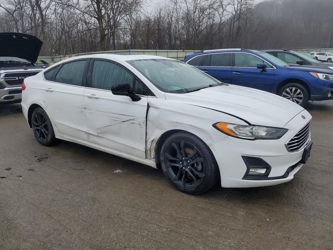 2019 Ford Fusion Se - Image 4