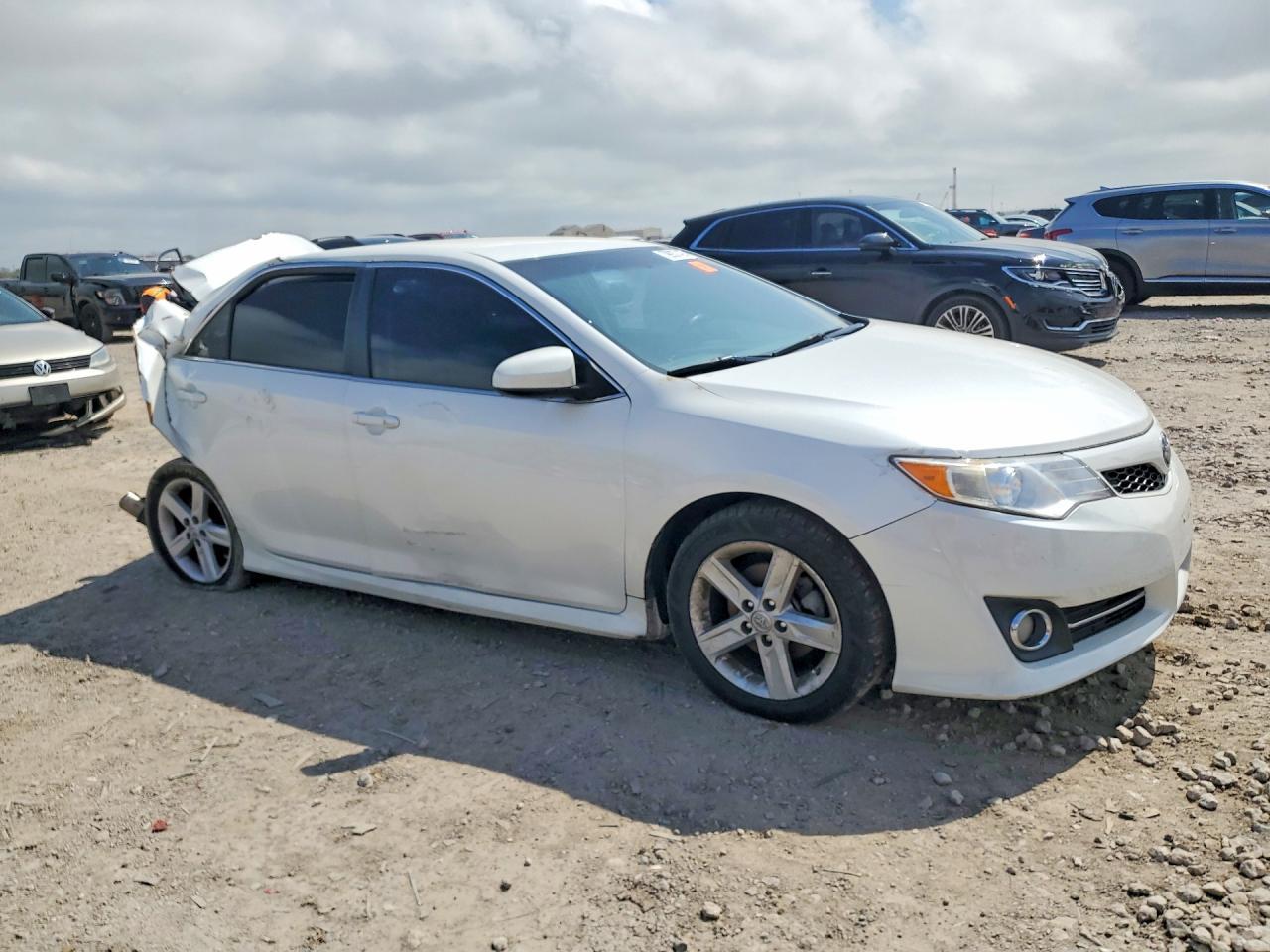 2014 Toyota Camry Se - Фото 4