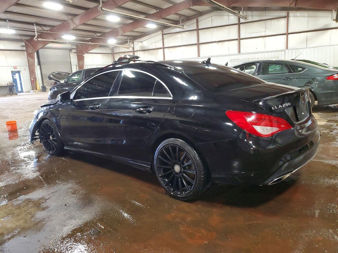 2017 Mercedes-Benz Cla 250 4Matic - Фото 2