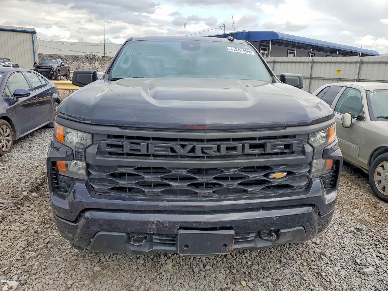2022 Chevrolet Silverado K1500 Custom - Фото 5
