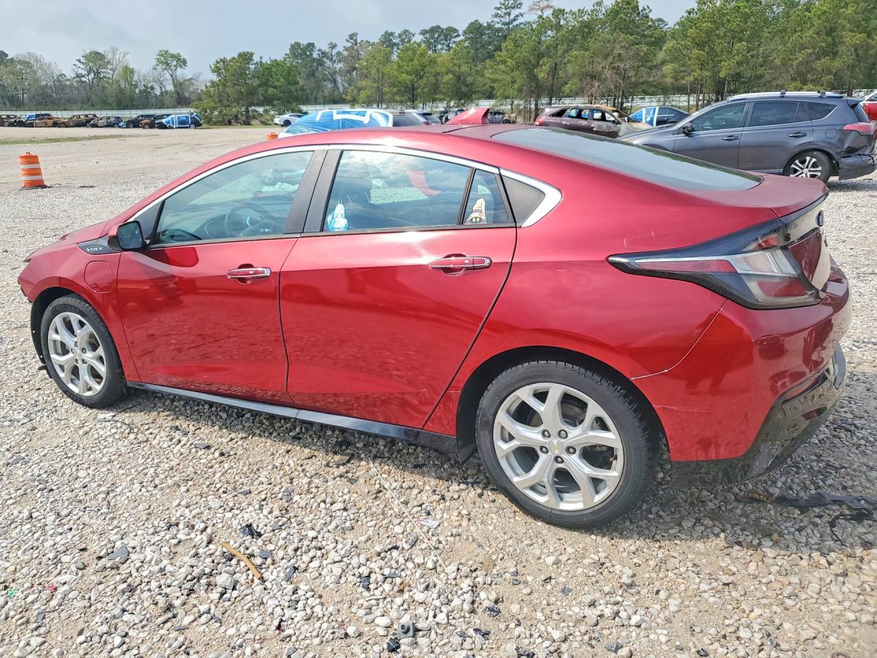 2018 Chevrolet Volt Premier - Фото 2