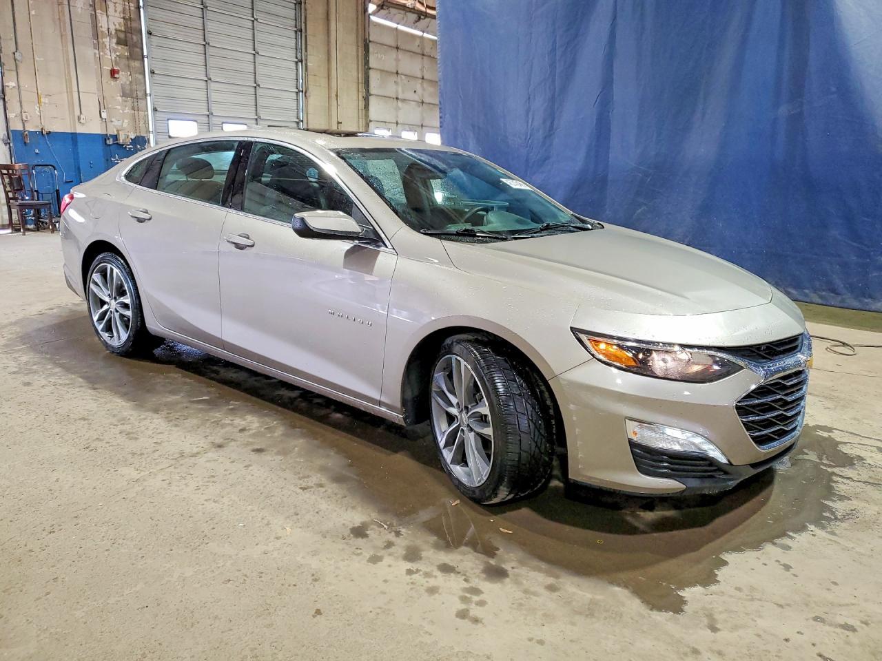 2023 Chevrolet Malibu Lt - Image 4