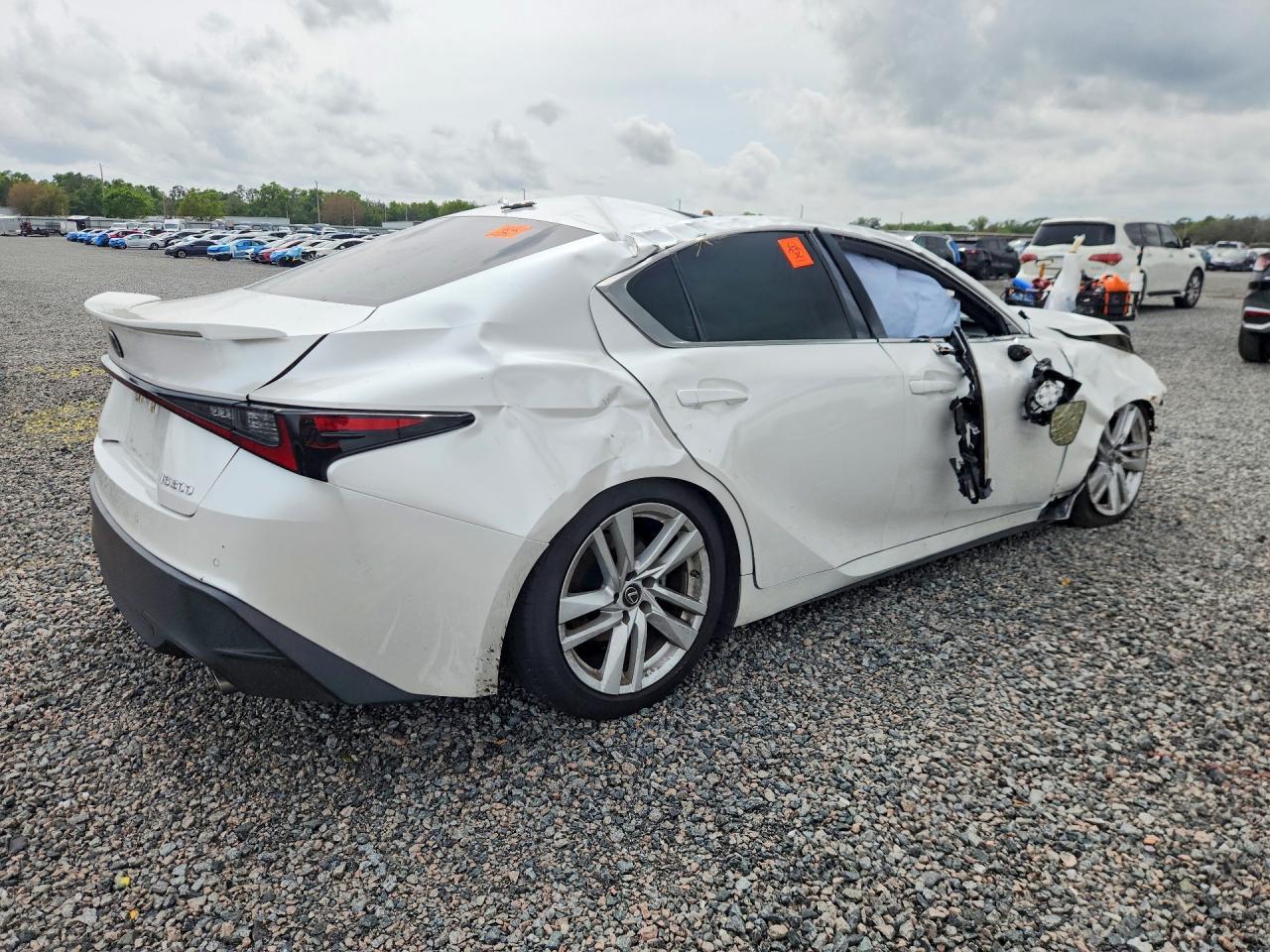 2021 Lexus Is 300 Base - Фото 3