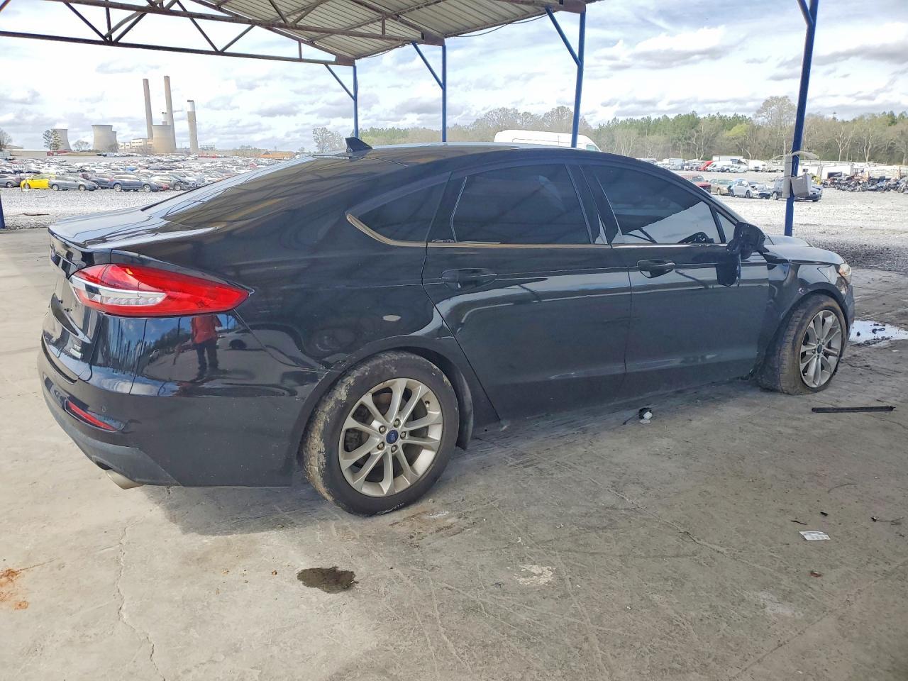 2019 Ford Fusion Se - Фото 3
