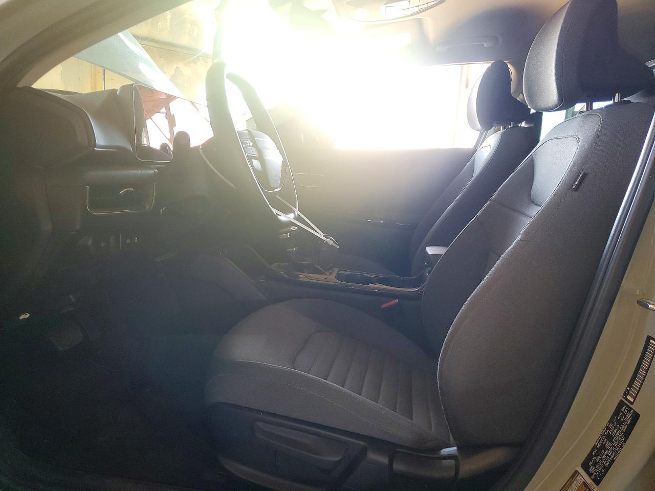 2025 Kia K4 Ex - Image 7