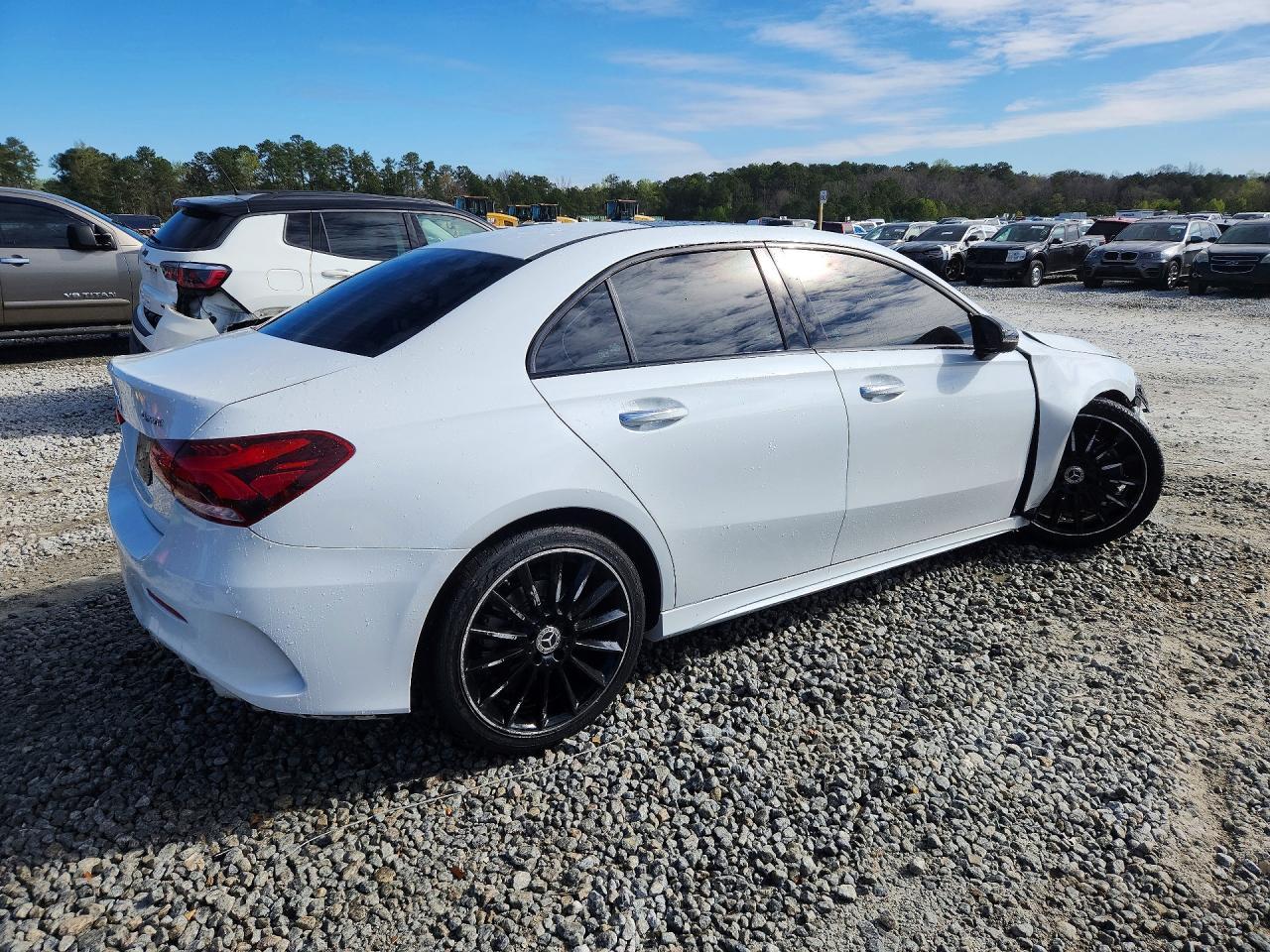 2019 Mercedes-Benz A 220 4Matic - Image 3