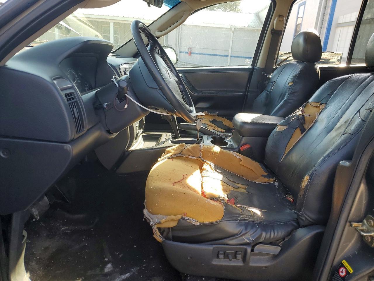 2003 Jeep Grand Cherokee Laredo - Image 7