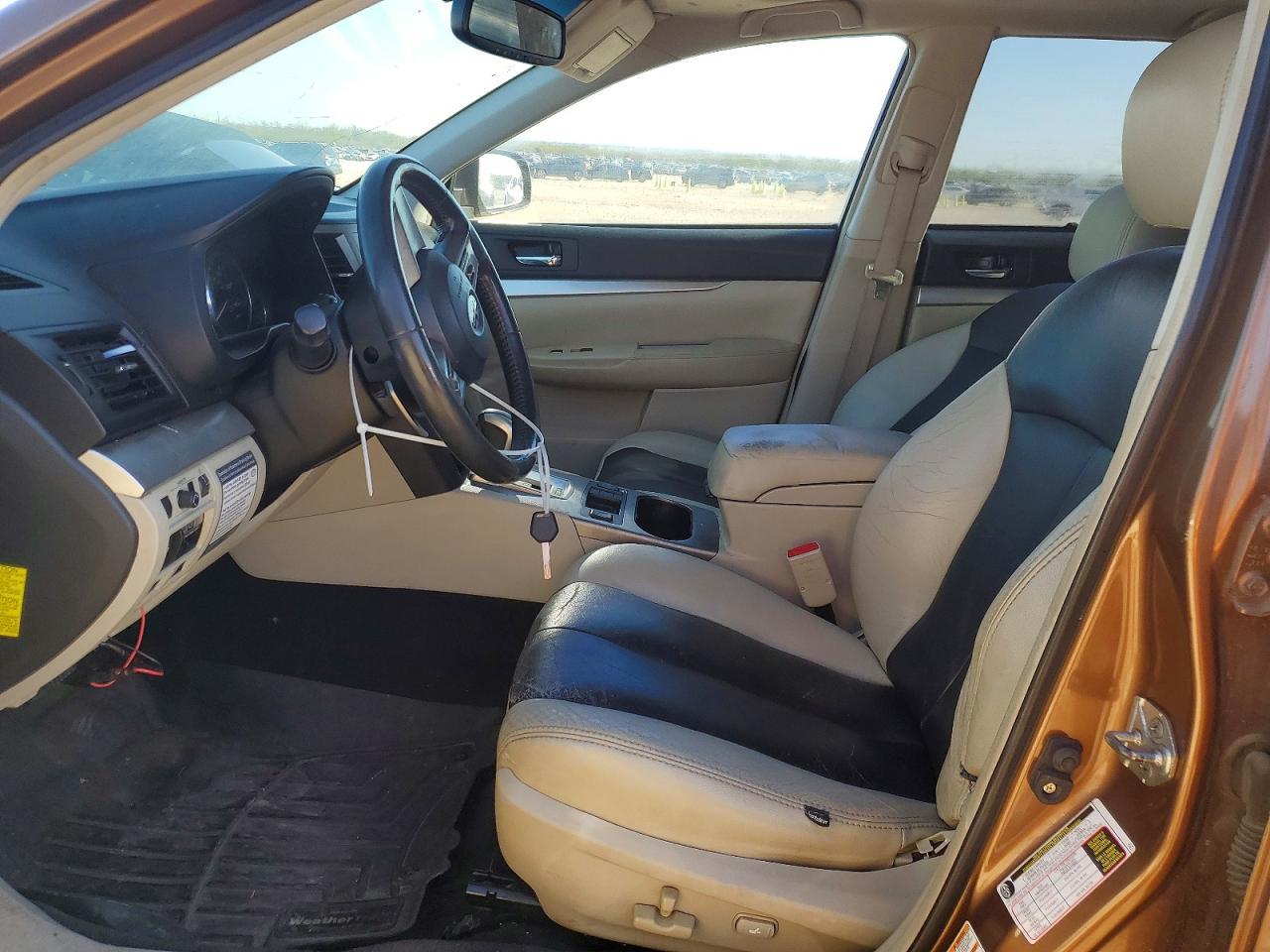 2011 Subaru Outback 2.5I Premium - Image 7