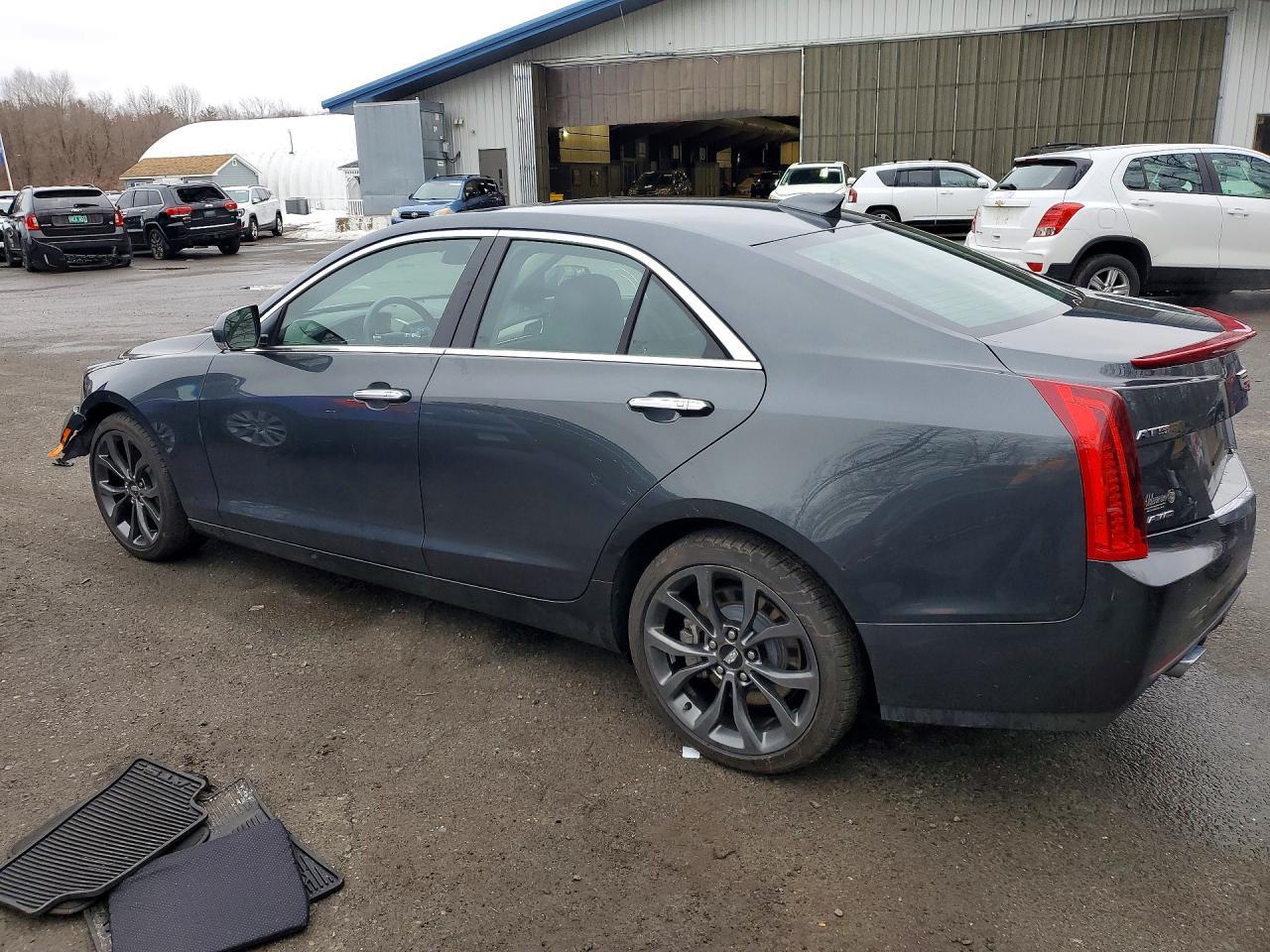 2018 Cadillac Ats Luxury - Image 2