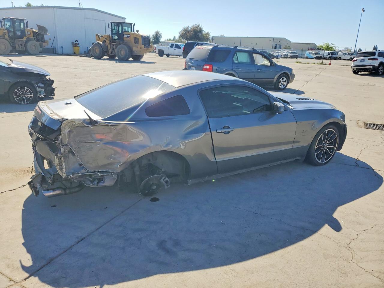 2013 Ford Mustang Gt - Фото 3
