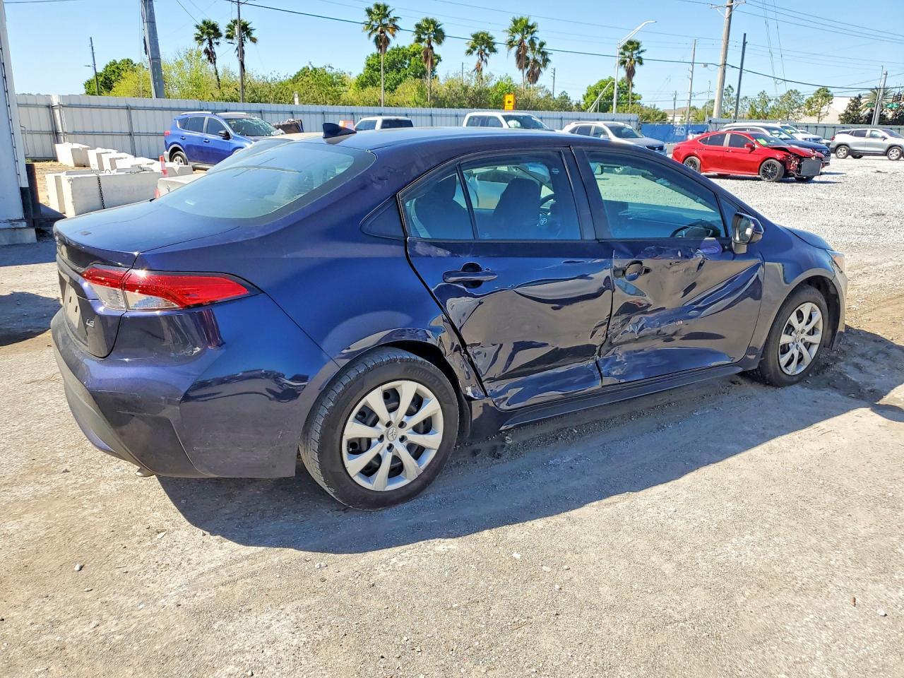 2022 Toyota Corolla Le - Фото 3