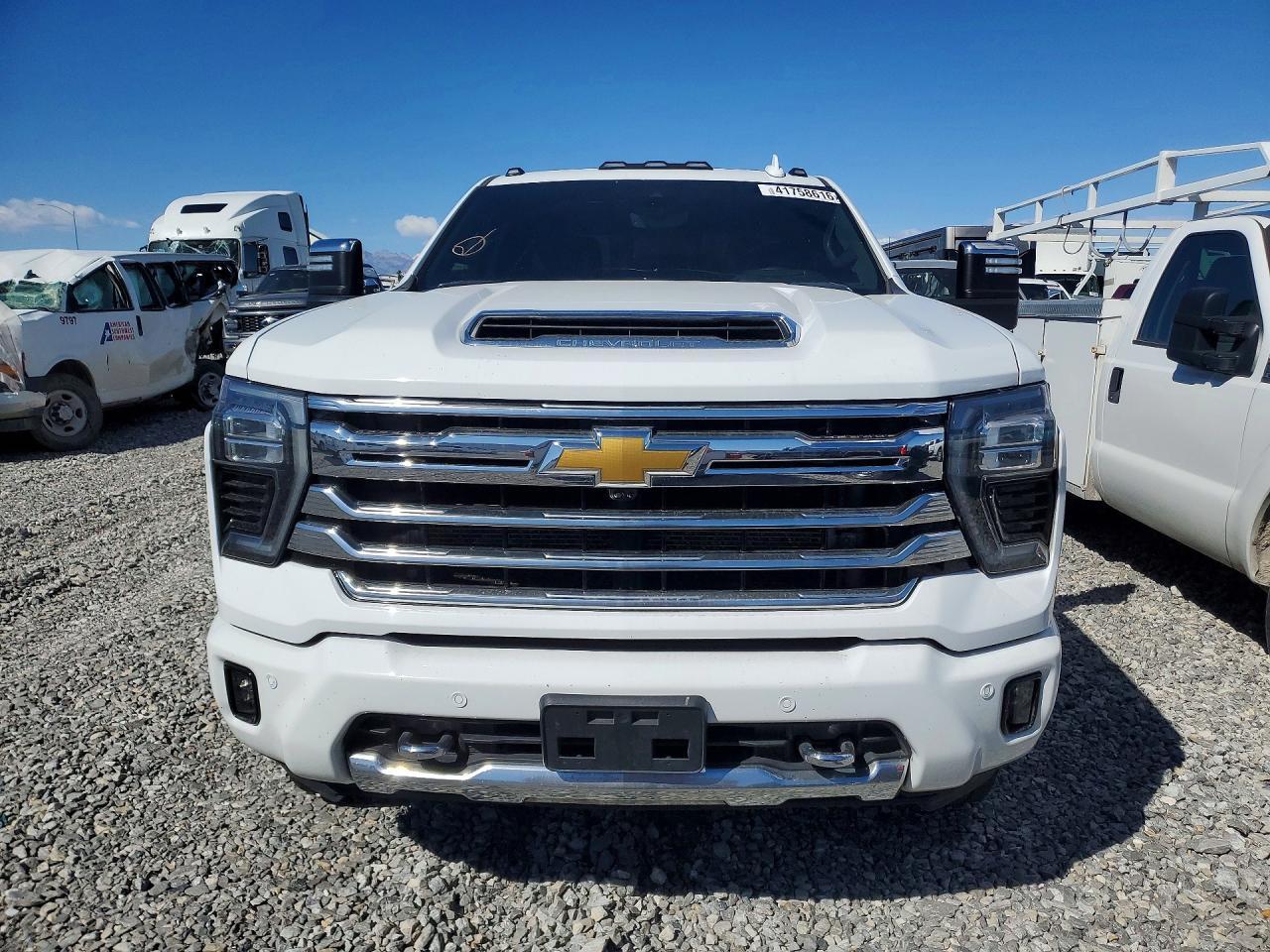 2024 Chevrolet Silverado K3500 High Country - Фото 5
