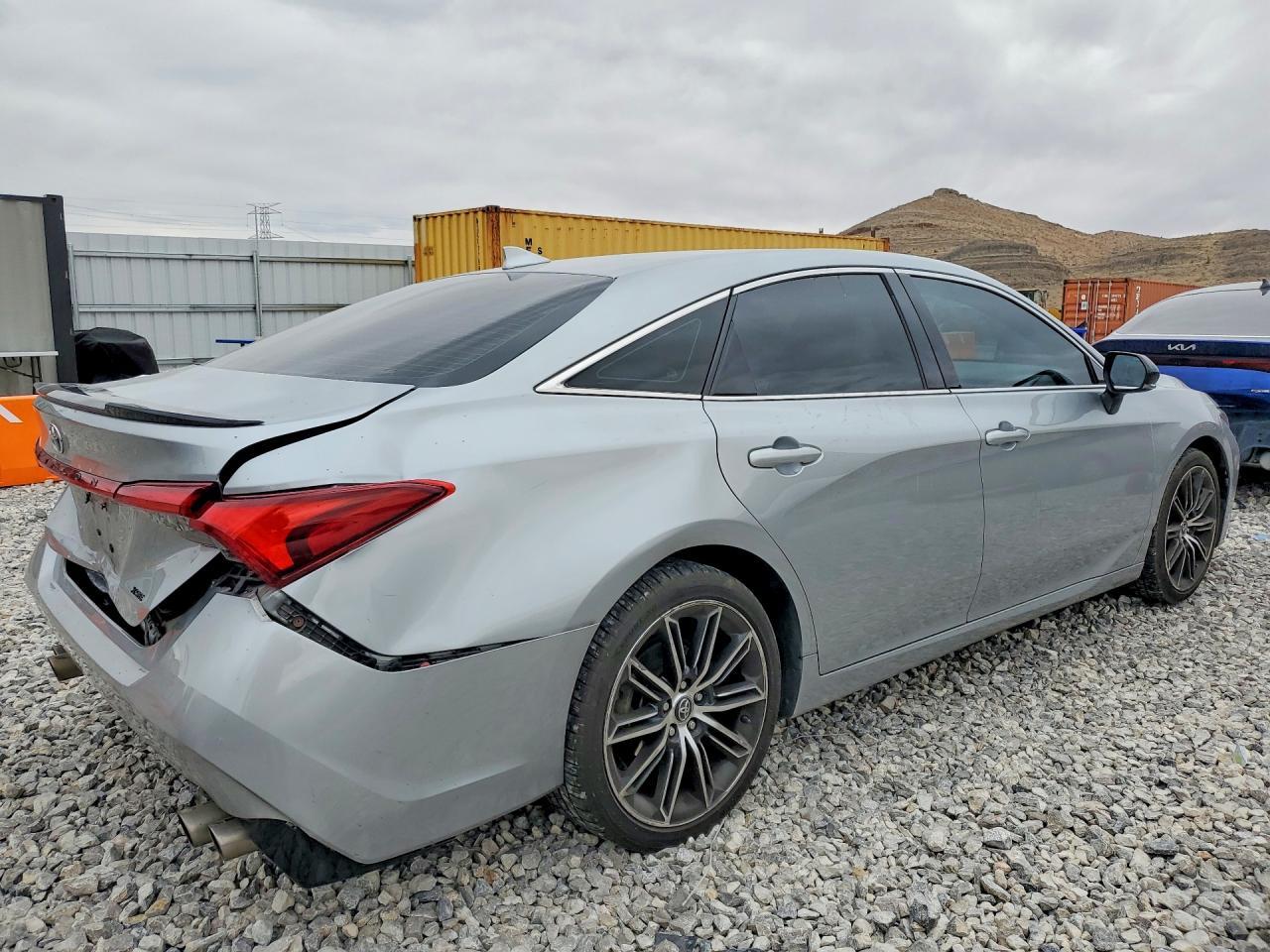 2019 Toyota Avalon Xse - Фото 3