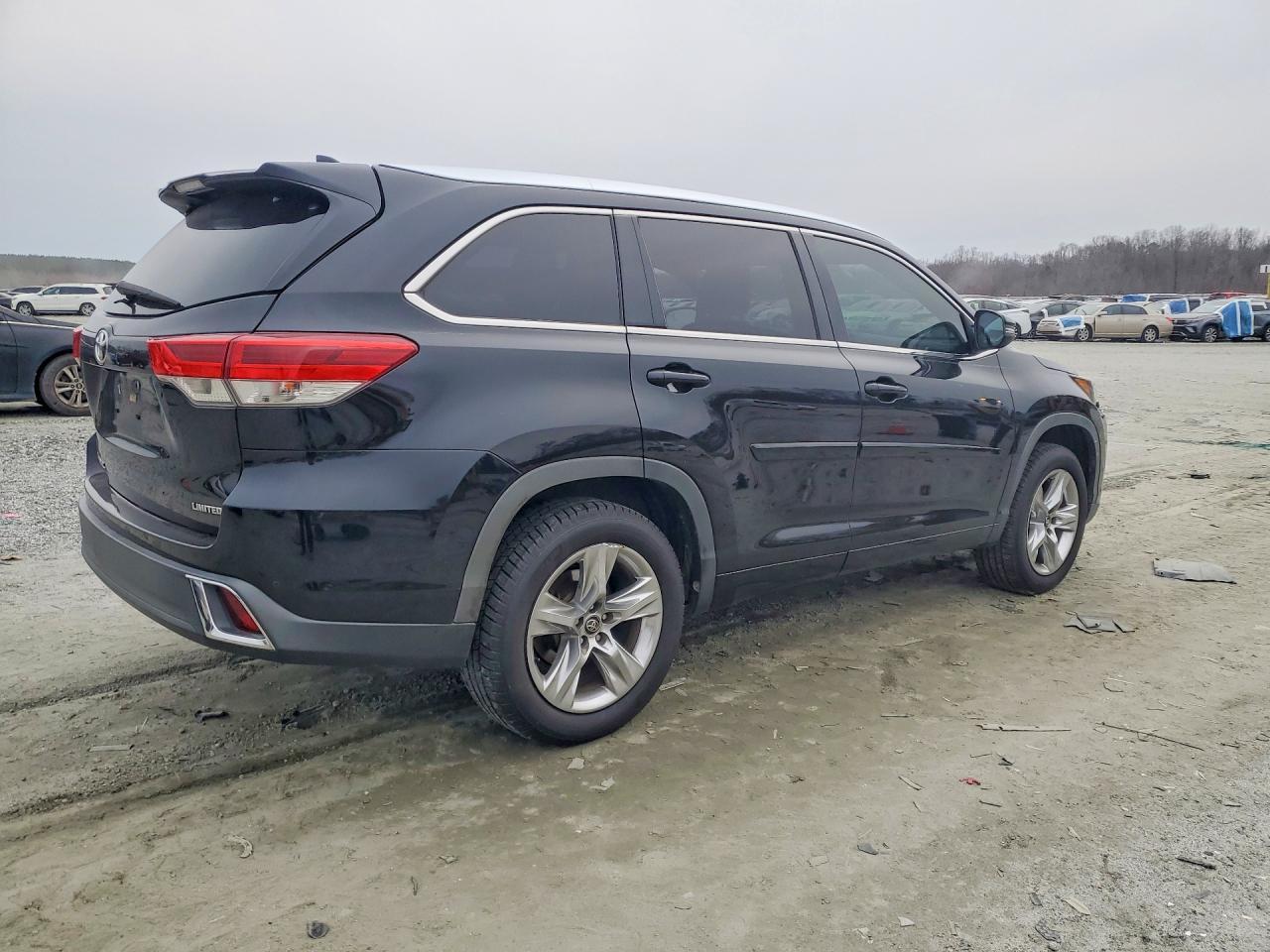 2018 Toyota Highlander Limited - Фото 3