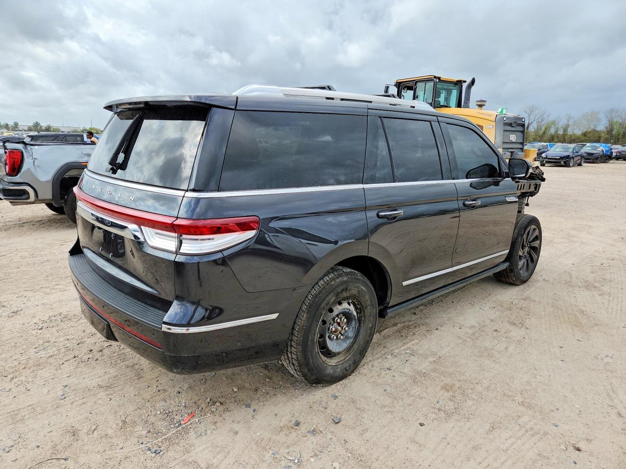 2024 Lincoln Navigator Reserve - Фото 3