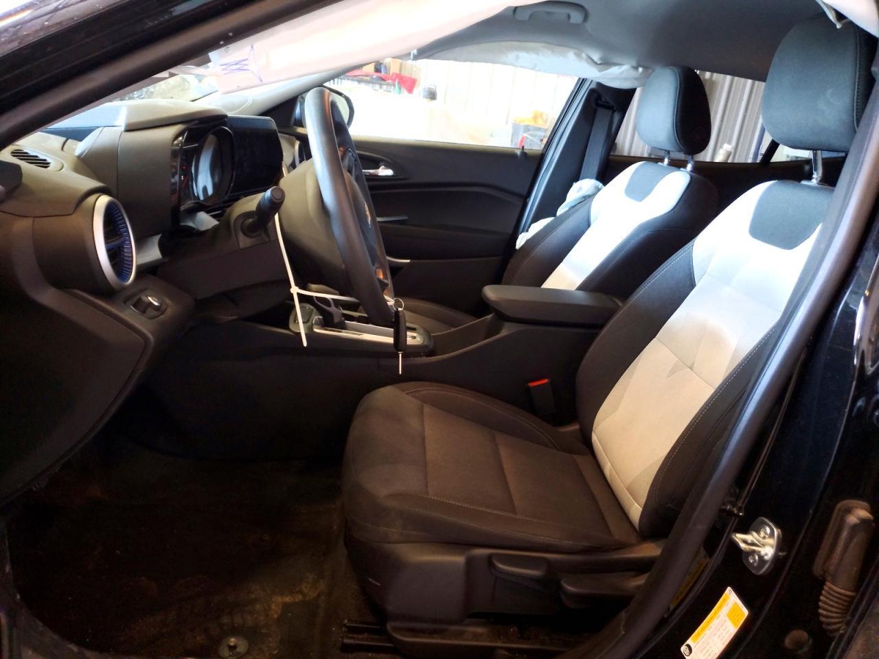 2024 Chevrolet Trax Ls - Image 7