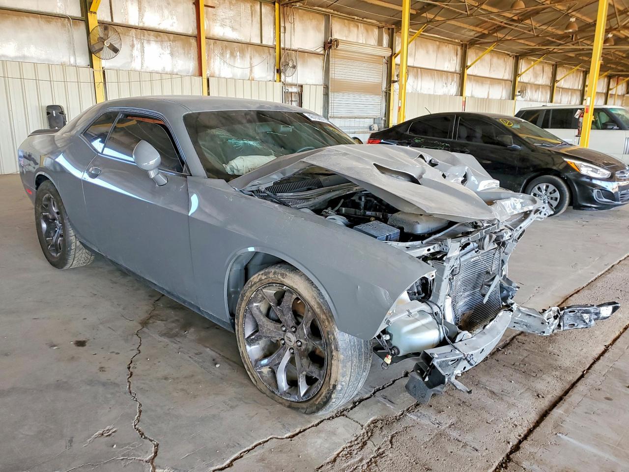 2018 Dodge Challenger R - Image 4