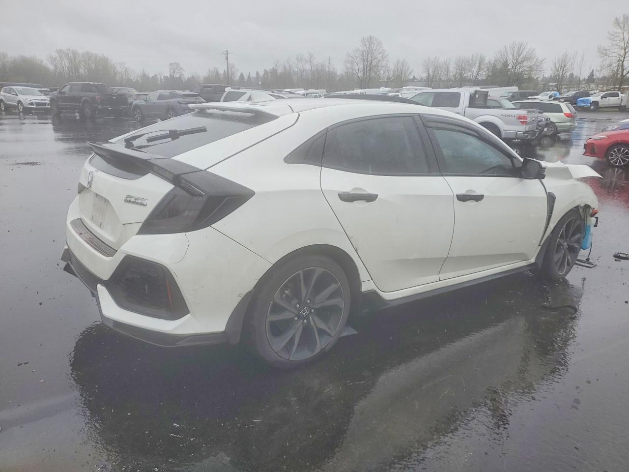 2019 Honda Civic Sport Touring - Фото 3