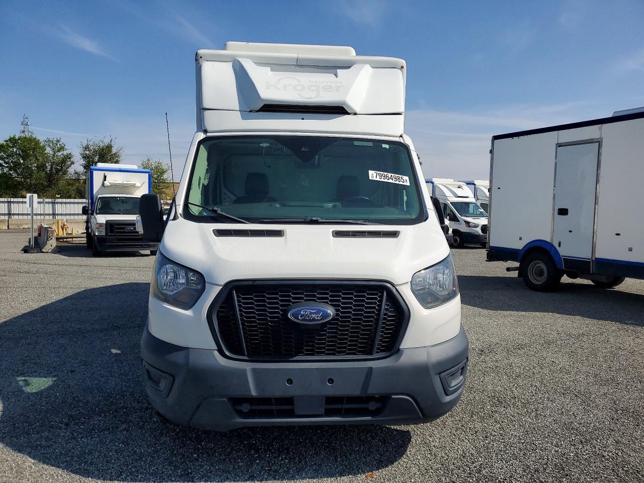2020 Ford Transit Delivery Truck - Фото 5