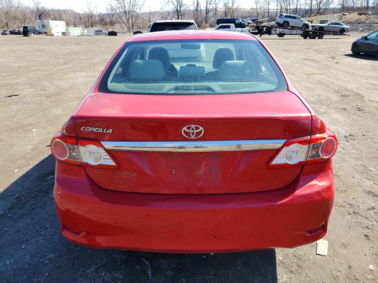 2013 Toyota Corolla - Фото 6