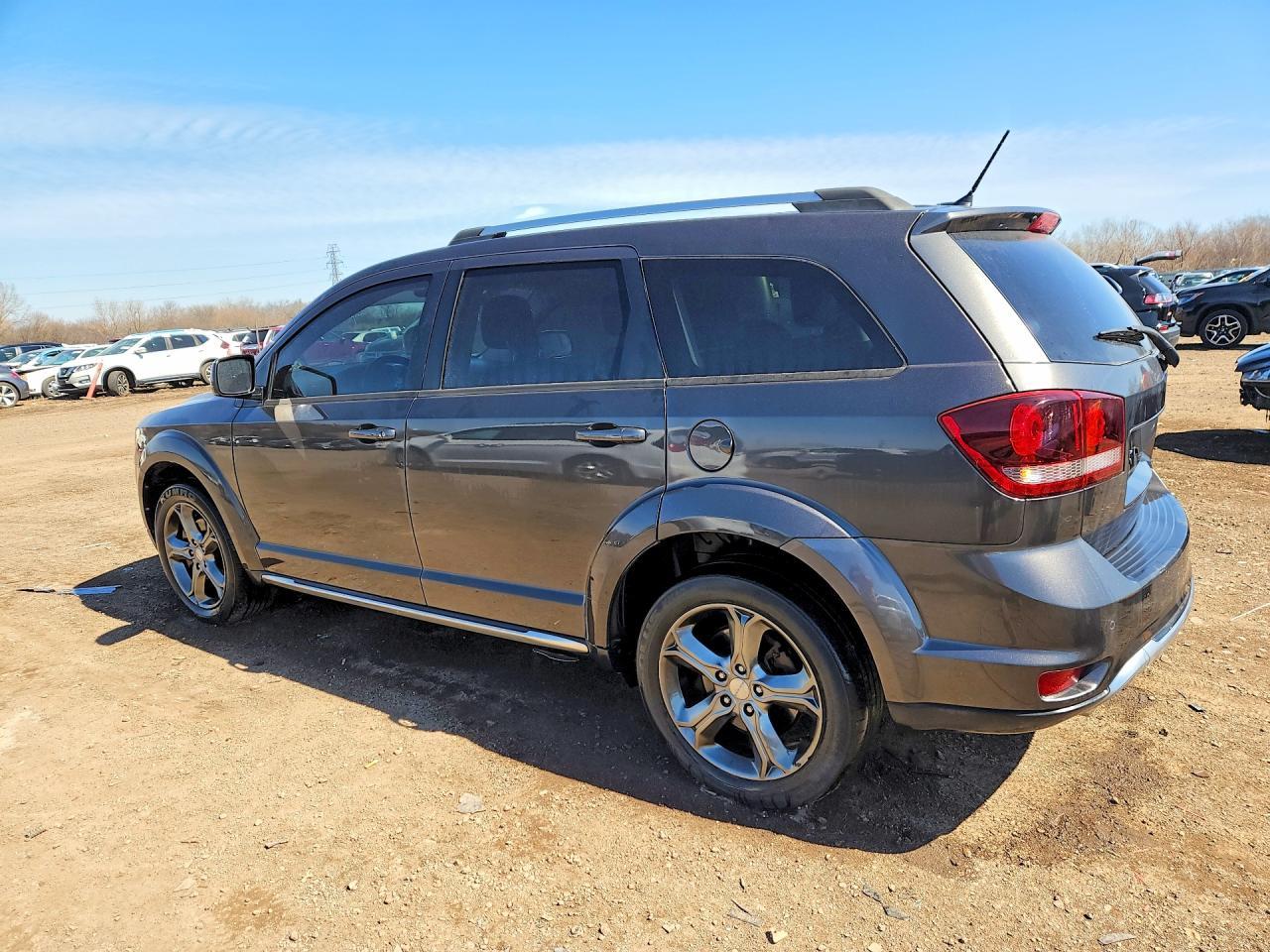 2016 Dodge Journey Crossroad - Фото 2
