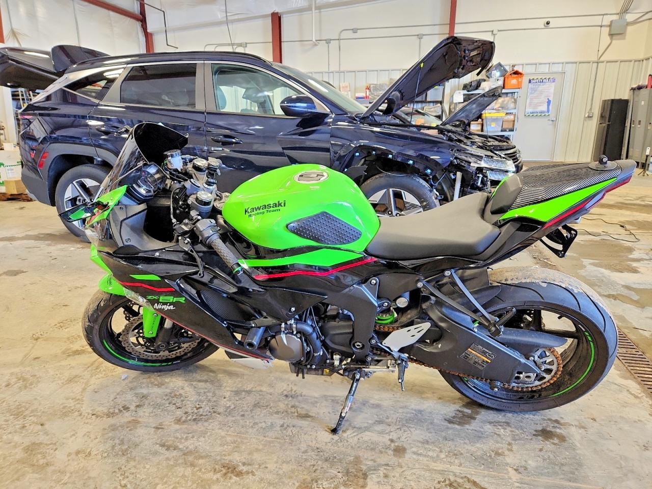 2021 Kawasaki Zx636 K - Фото 3