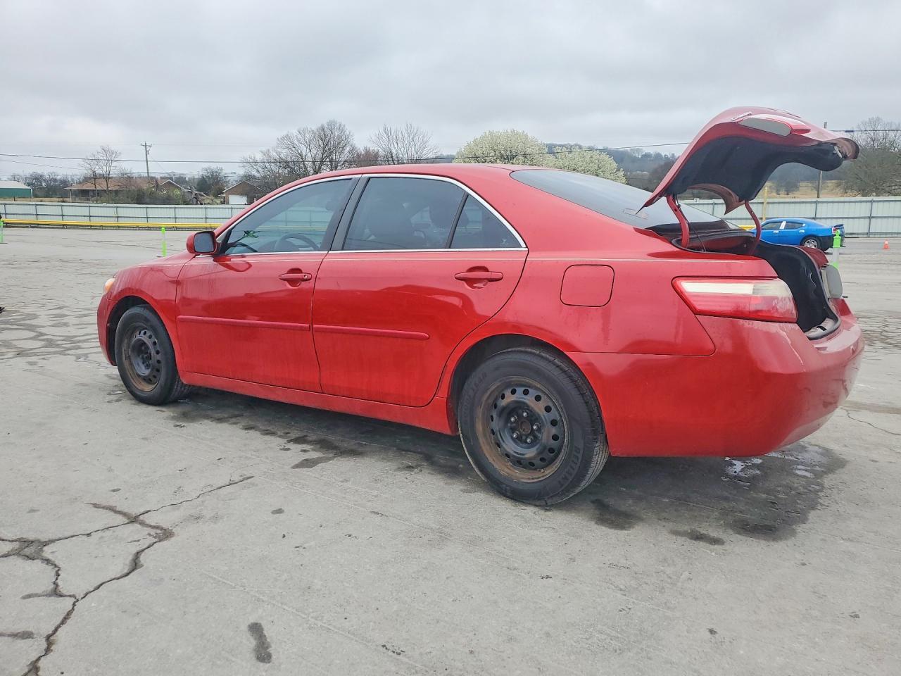 2009 Toyota Camry Le - Фото 2