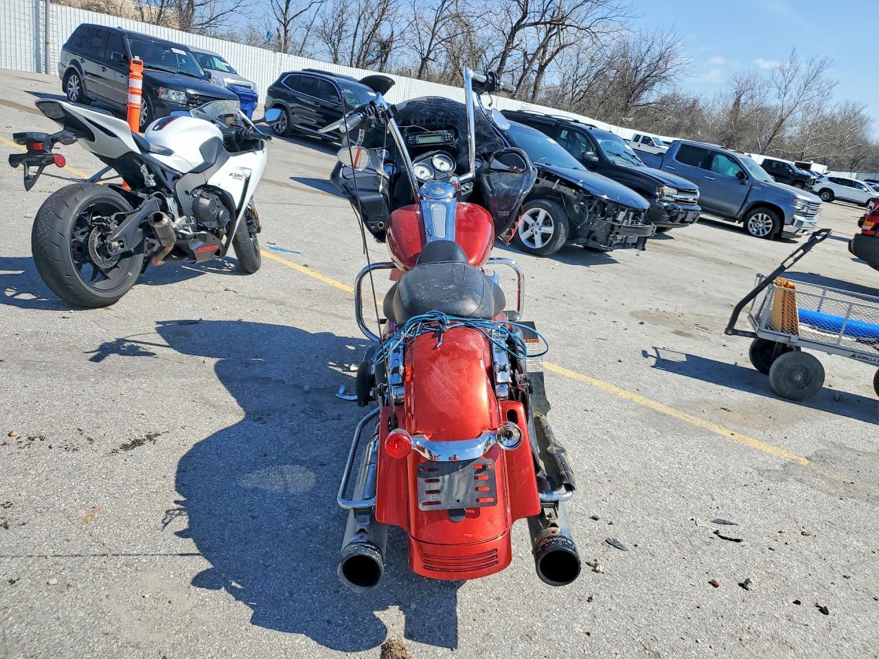 2013 Harley-Davidson Fltrx Road Glide Custom - Image 4