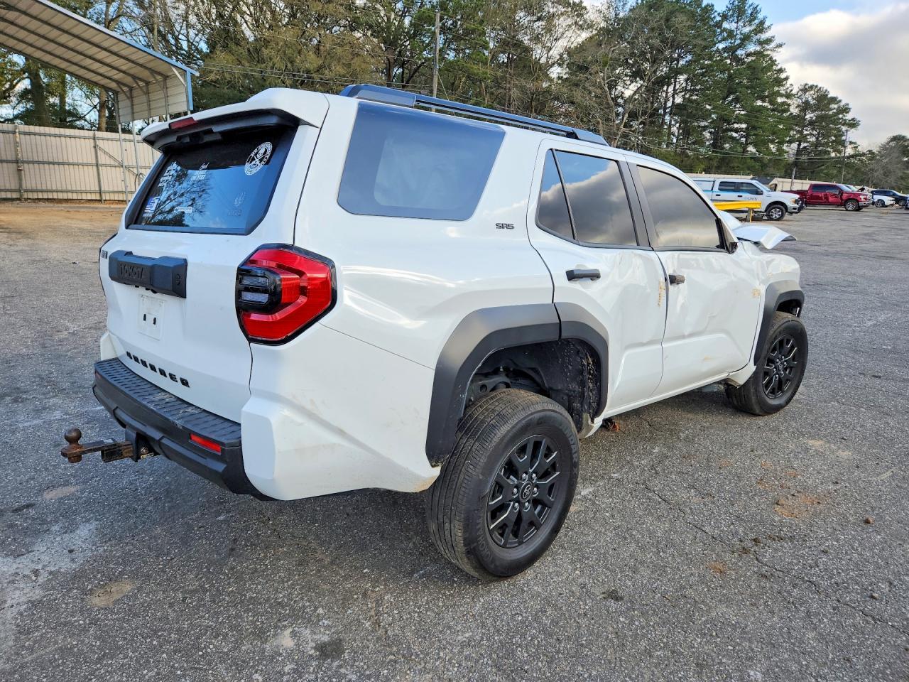 2025 Toyota 4Runner Sr5 - Image 3