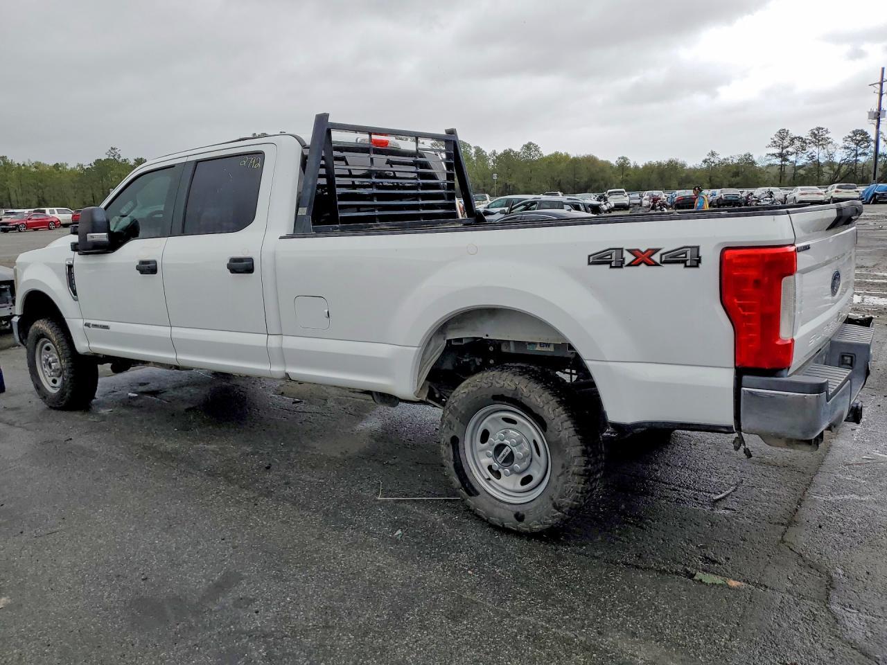 2018 Ford F250 Super Duty - Image 2