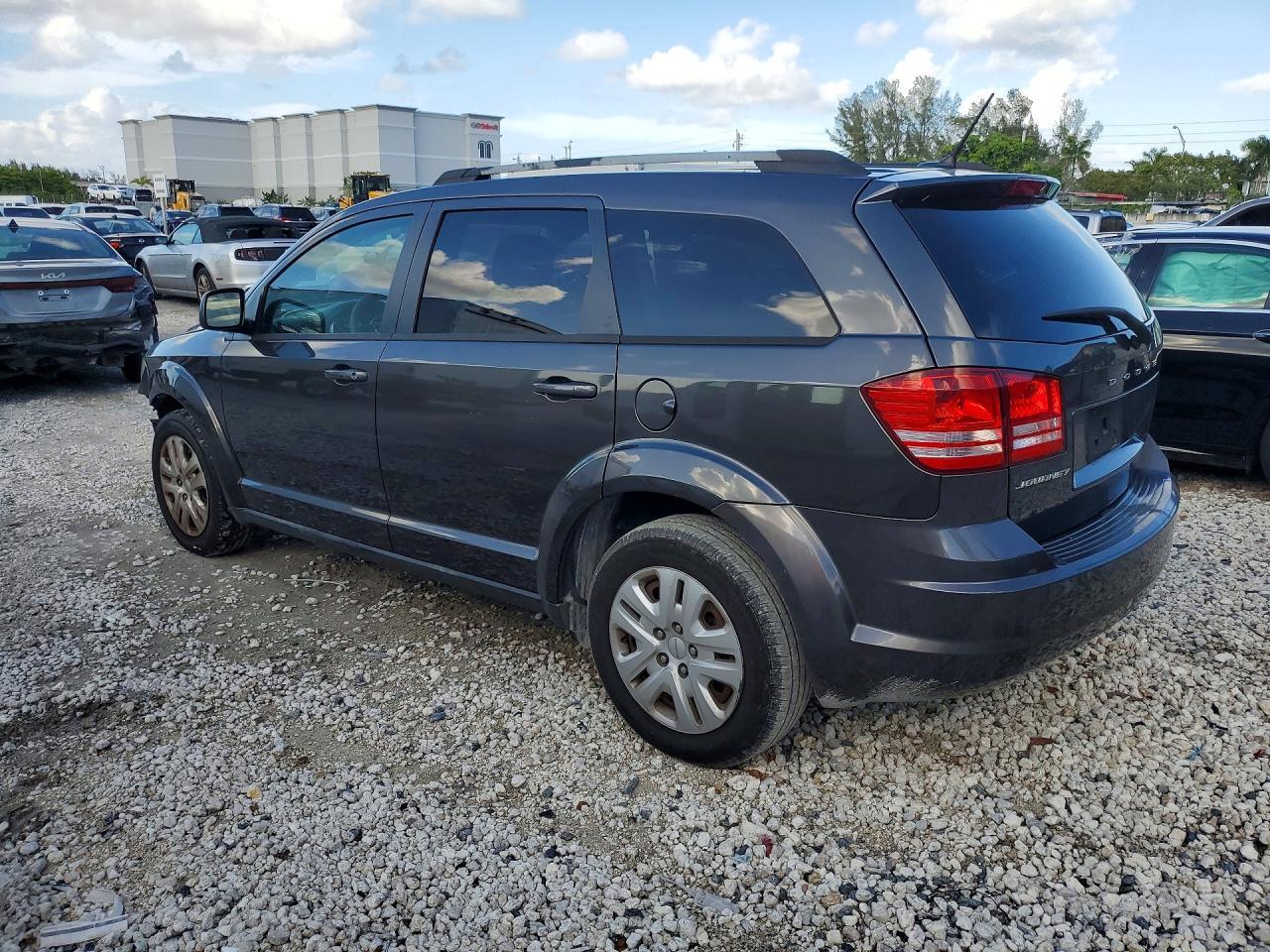 2017 Dodge Journey Se - Image 2