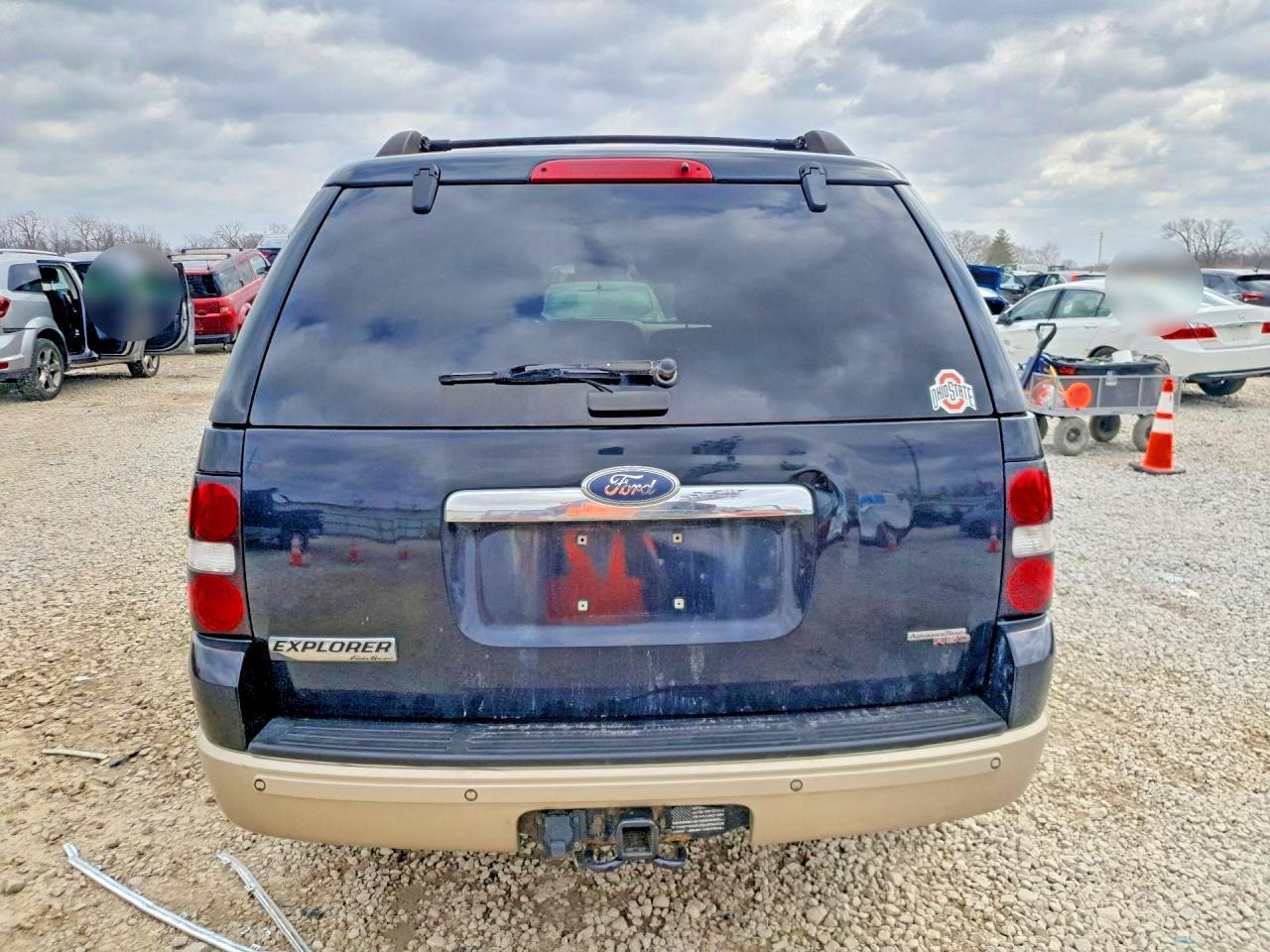 2006 Ford Explorer Eddie Bauer - Image 6