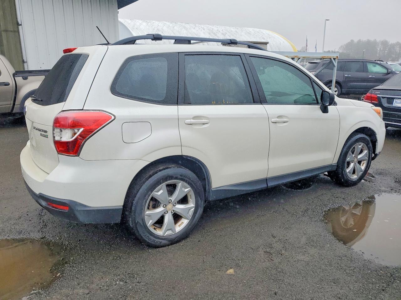 2015 Subaru Forester 2.5I - Фото 3